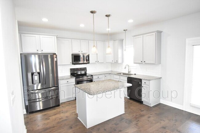 Foto del edificio - 441 Stonebriar Ave