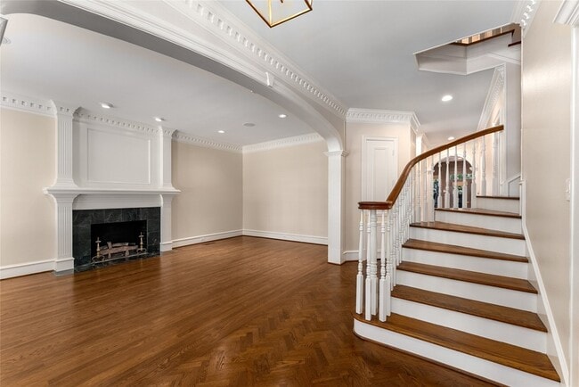 Building Photo - 3901 Hanover St