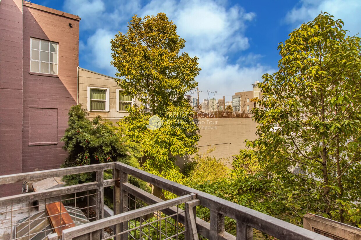 Primary Photo - 111 Gilbert St