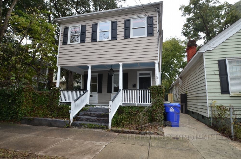 Foto principal - 193 Fishburne Street- Downtown