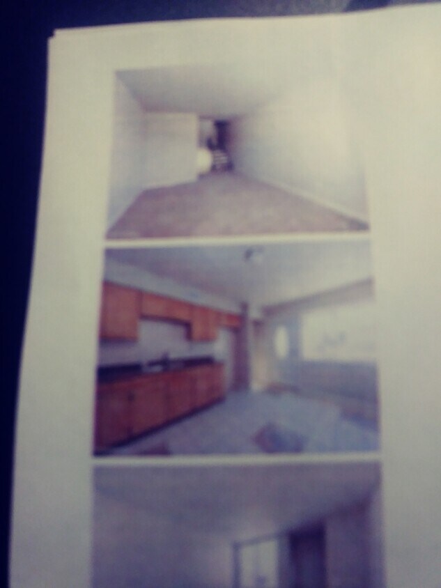 Building Photo - 8860 N 95th St