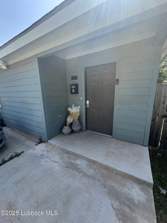Foto principal - 4506 Avenue T