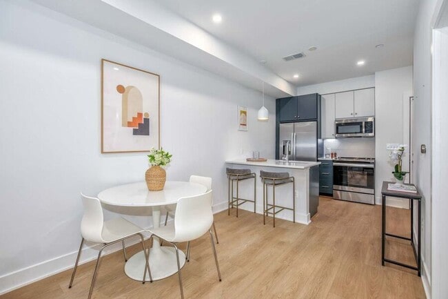 Foto del edificio - 2310 4th St NE