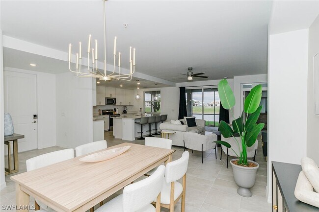 Foto del edificio - 5661 Melbourne Ct