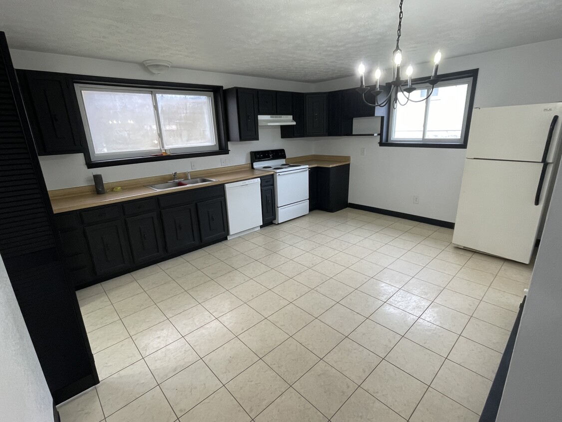 5438 Walters Ave Unit 5438, Edinboro, PA 16412 Apartments in Edinboro