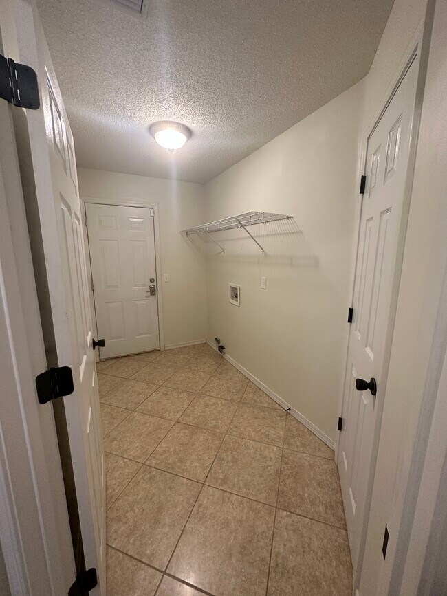 311 Peggy Dr, Crestview, FL 32536 House Rental in Crestview, FL