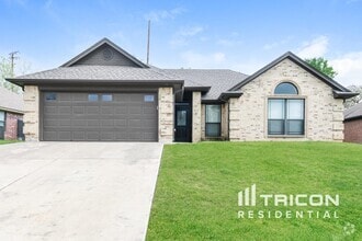 Building Photo - 108 Parkwood Ct