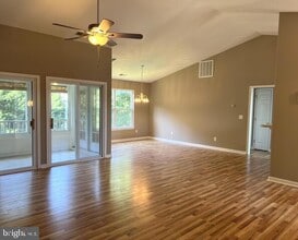 Building Photo - 143 Hickory Branch Ct