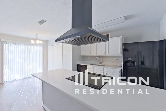 Foto del edificio - 10022 Deer Hollow Dr