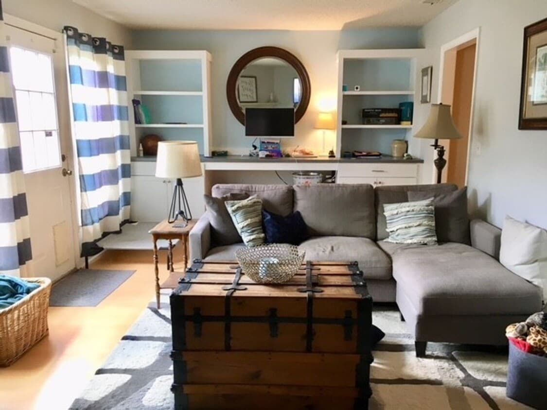Primary Photo - 2BD + Office Space/2.5 Bath - Townhome in ...