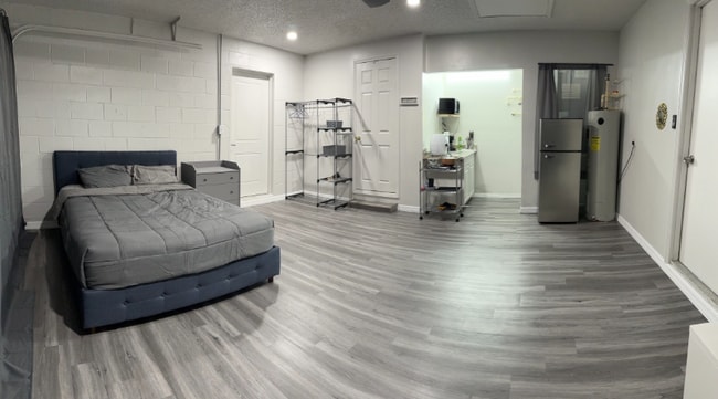 Photo - 1 Jack Calhoun Dr House