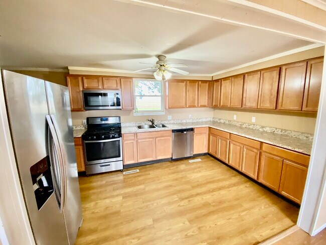 Foto del edificio - 31913 Hunter Rd