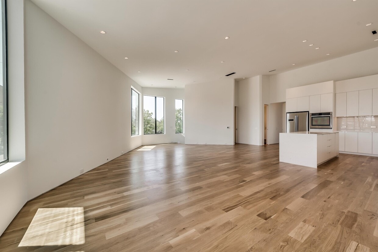 Photo - 1504 Burlew St (Dallas, TX)