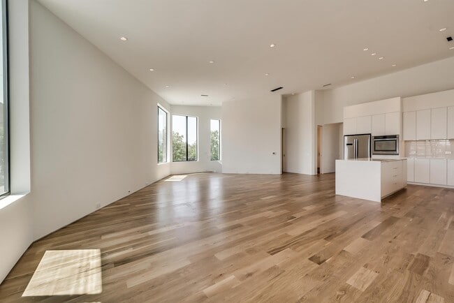 Photo - 1504 Burlew St Townhome