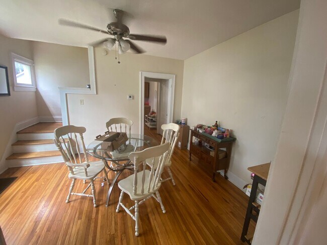 Foto del edificio - 232 E Longview Ave