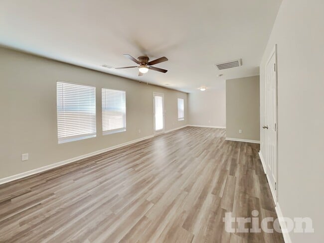 Building Photo - 318 Cedar Ridge