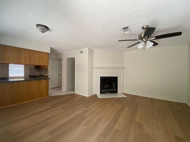 Foto del edificio - Super home situated in the Shady Oaks Addi...