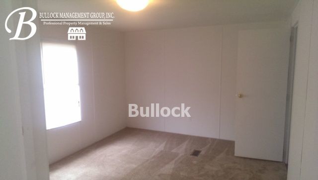 Building Photo - 4221 Holcomb Cir