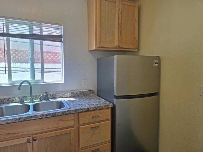 Foto del edificio - 13801 S Vermont Ave