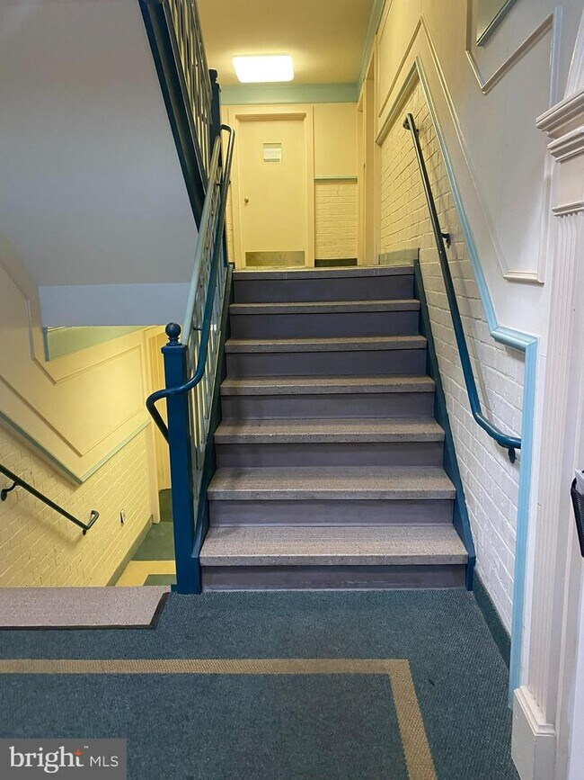 Foto del edificio - 7732 Hanover Pkwy