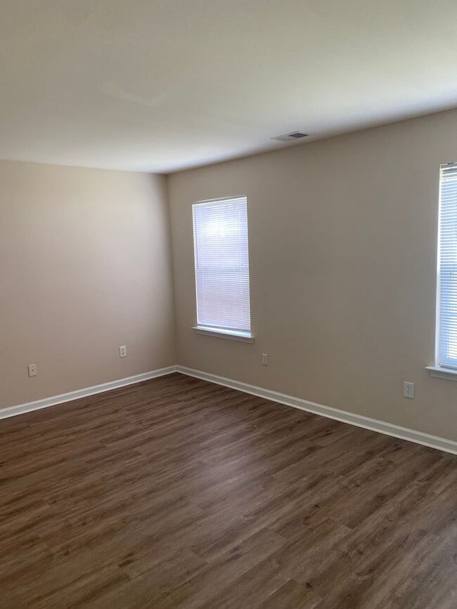 Building Photo - 2525 Whetstone Ln