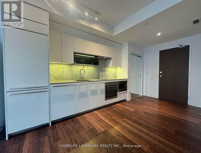 Photo du bâtiment - 90 Queens Wharf Rd