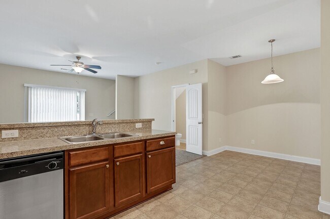 Foto del edificio - 190 Canyon Oak Loop