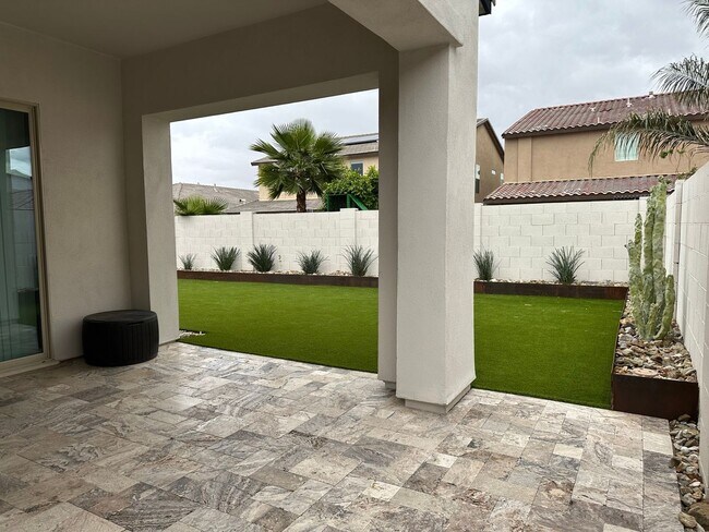 Foto del edificio - Stunning 4BR House inside the Loop- N. Sco...