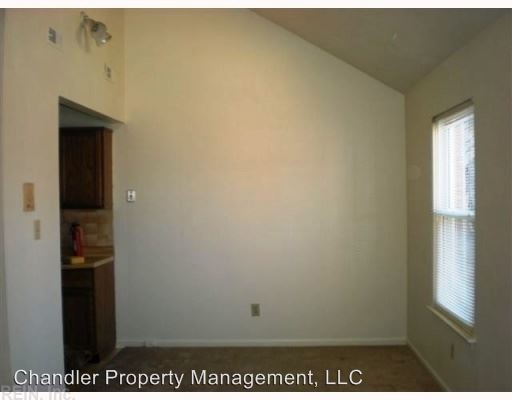 Building Photo - 1512 Colonial Ave