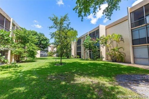 Foto del edificio - 8401 SW 107th Ave