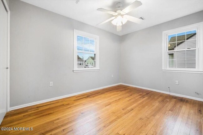 Building Photo - 175 Seabreeze Way