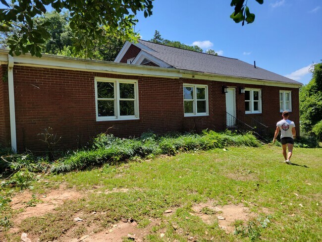 Foto del edificio - 202 Clemson St