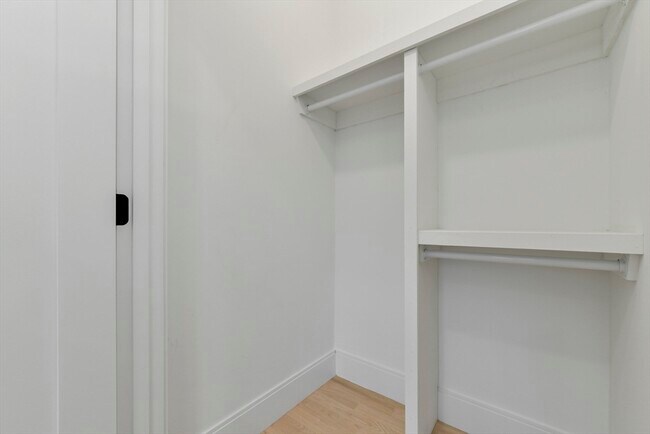 Foto del edificio - 132 Bremen St