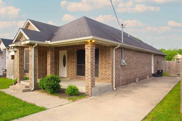Building Photo - 907 Meriott St