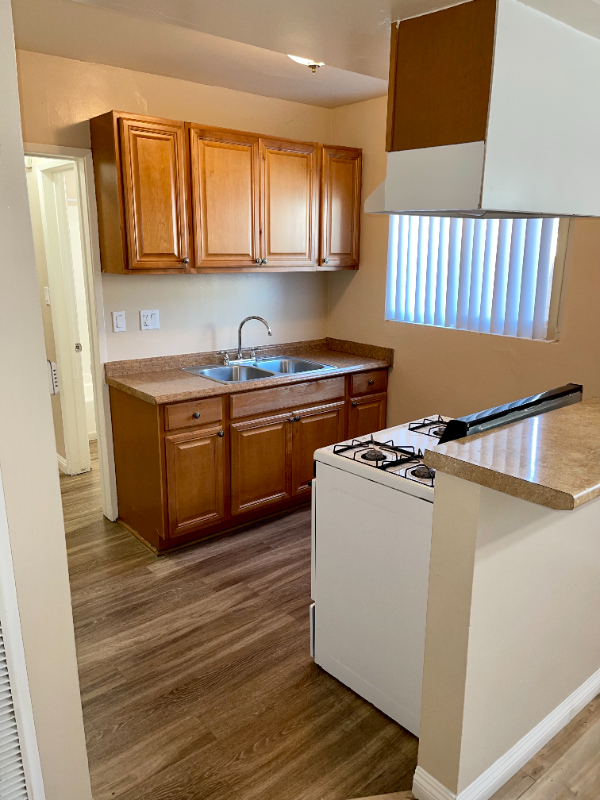 Foto principal - 12414 Dunrobin Ave