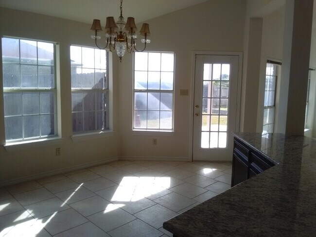 Building Photo - 2511 Creek Dr. - Call LONGHORN PROPERTIES ...