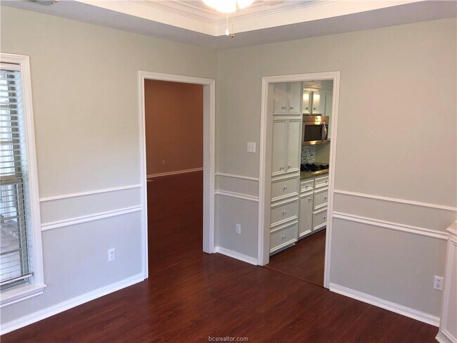 Foto del edificio - 4903 Bay Oaks Ct