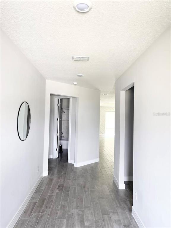 Foto del edificio - 5837 Wooden Pine Dr