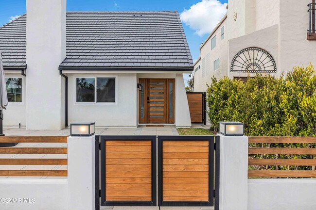 Building Photo - 5113 Whitecap St