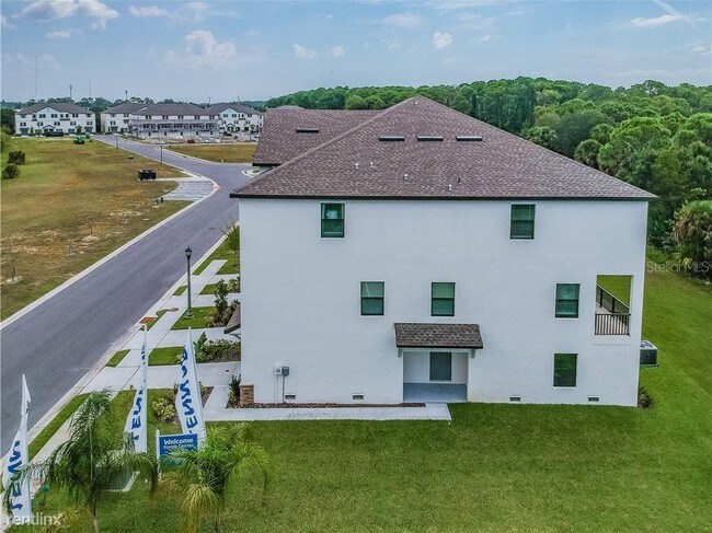 Foto del edificio - 2 br, 2.5 bath House - 5576 Mercado Dr