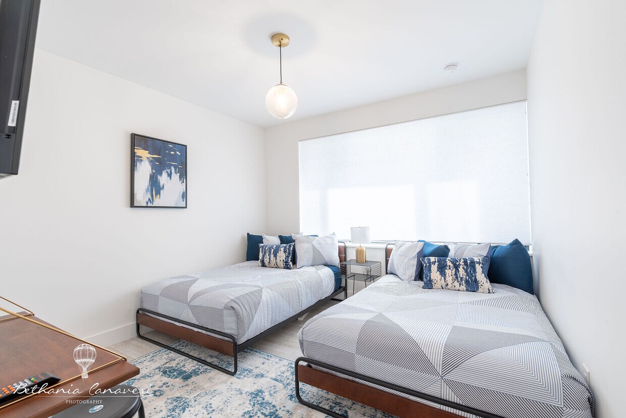 Foto principal - 2166 SW 14th Terrace