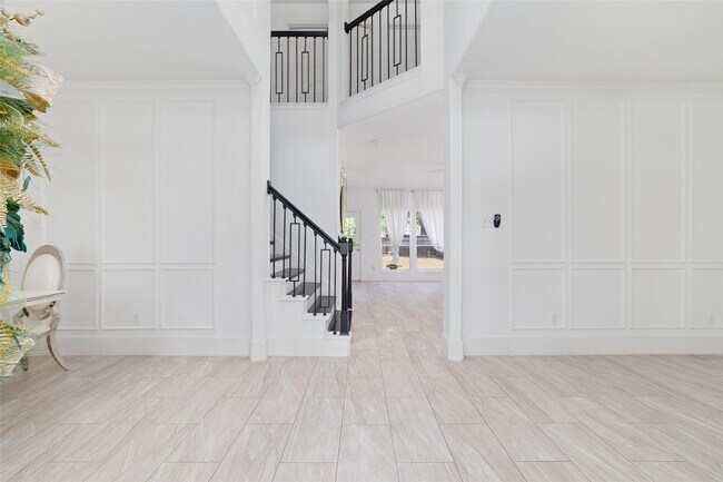 Foto del edificio - 5214 Bay Pines Dr
