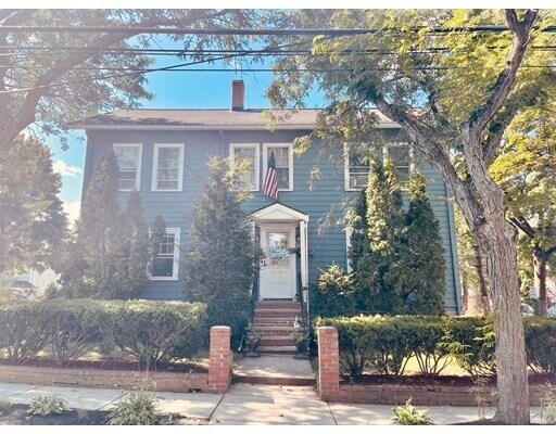 Foto del edificio - 9 Wakefield Ave