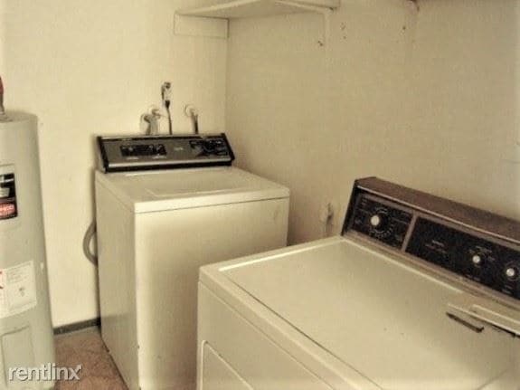 Building Photo - 2 br, 2 bath 4plex - Del Gado Apartments