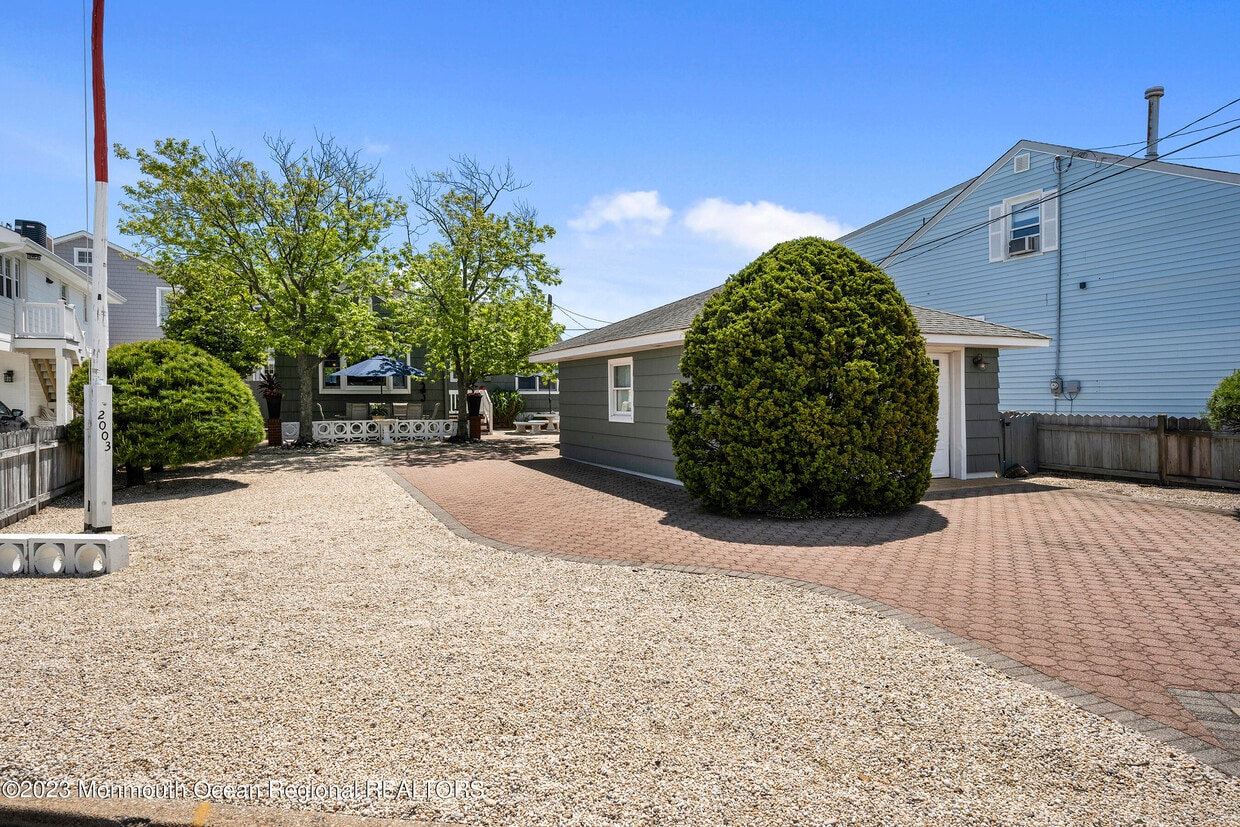 2003 Bay Blvd, Lavallette, NJ 08735 House Rental in Lavallette, NJ