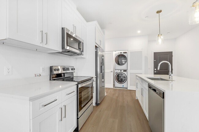 Foto del edificio - 74 Clarendon Pl