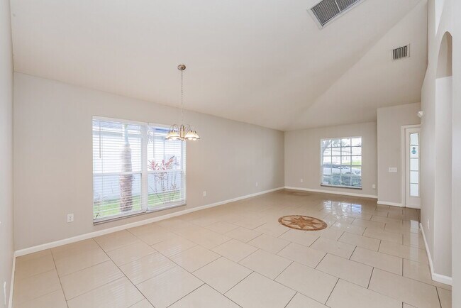 Foto del edificio - 11427 Misty Isle Ln