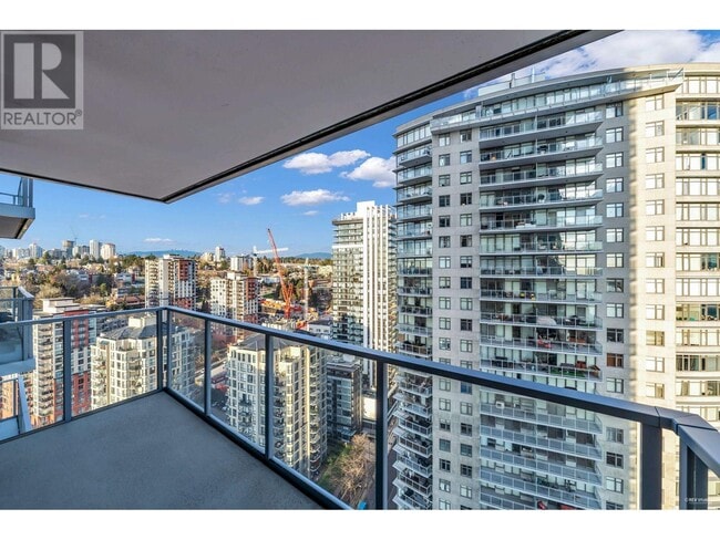 Building Photo - 900-1900 Carnarvon St