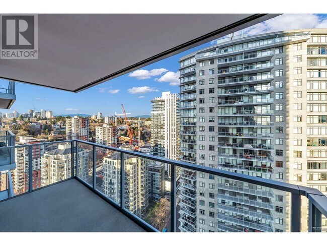 Building Photo - 900 Carnarvon St
