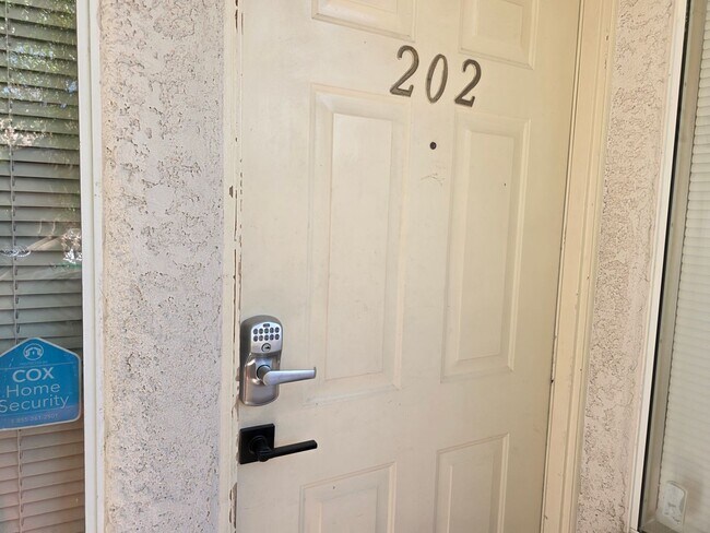 Foto del edificio - Welcome Home To Canyon Willow